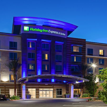 Holiday Inn Express & Suites Anaheim Resort Area By Ihg Ngoại thất bức ảnh