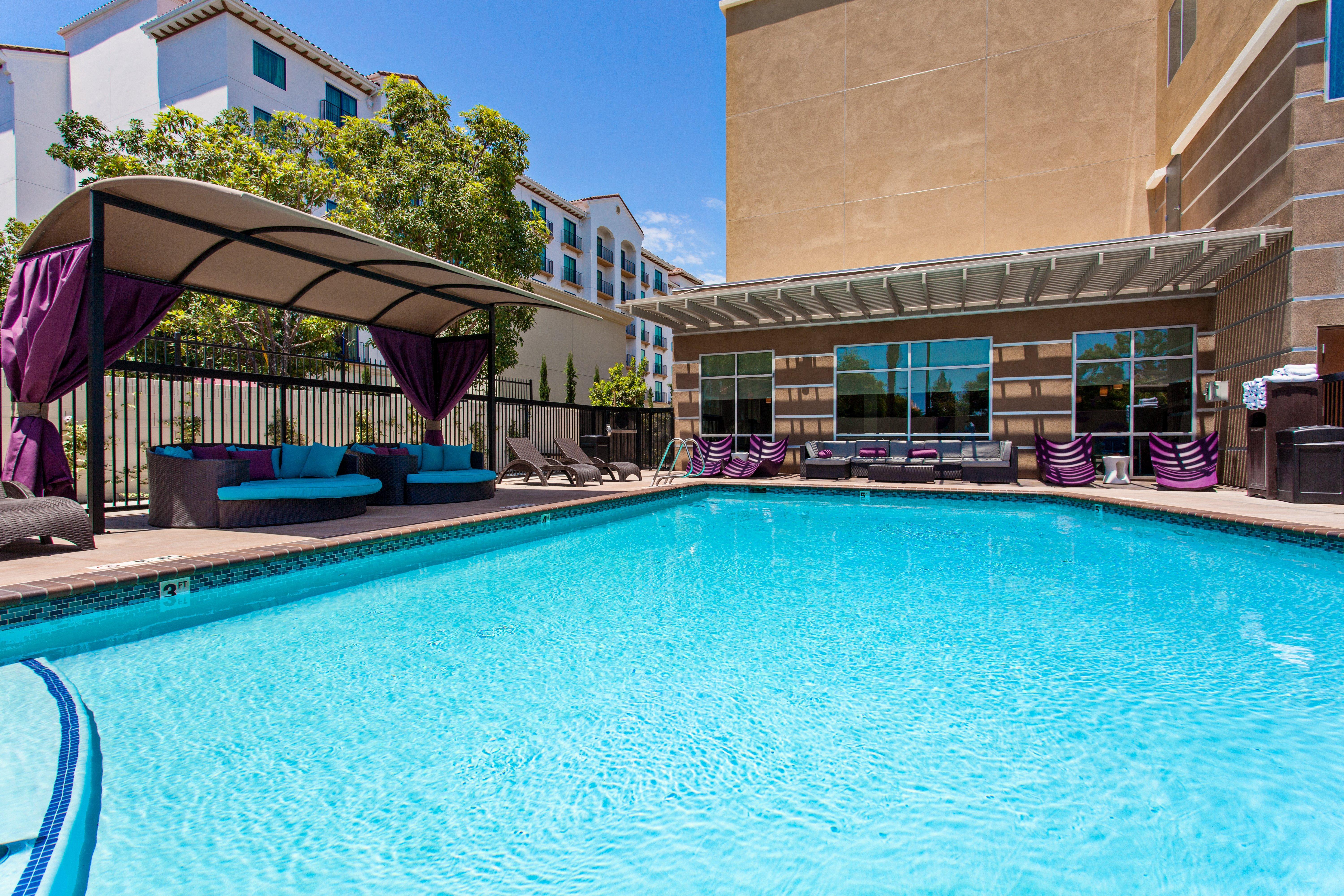 Holiday Inn Express & Suites Anaheim Resort Area By Ihg Ngoại thất bức ảnh