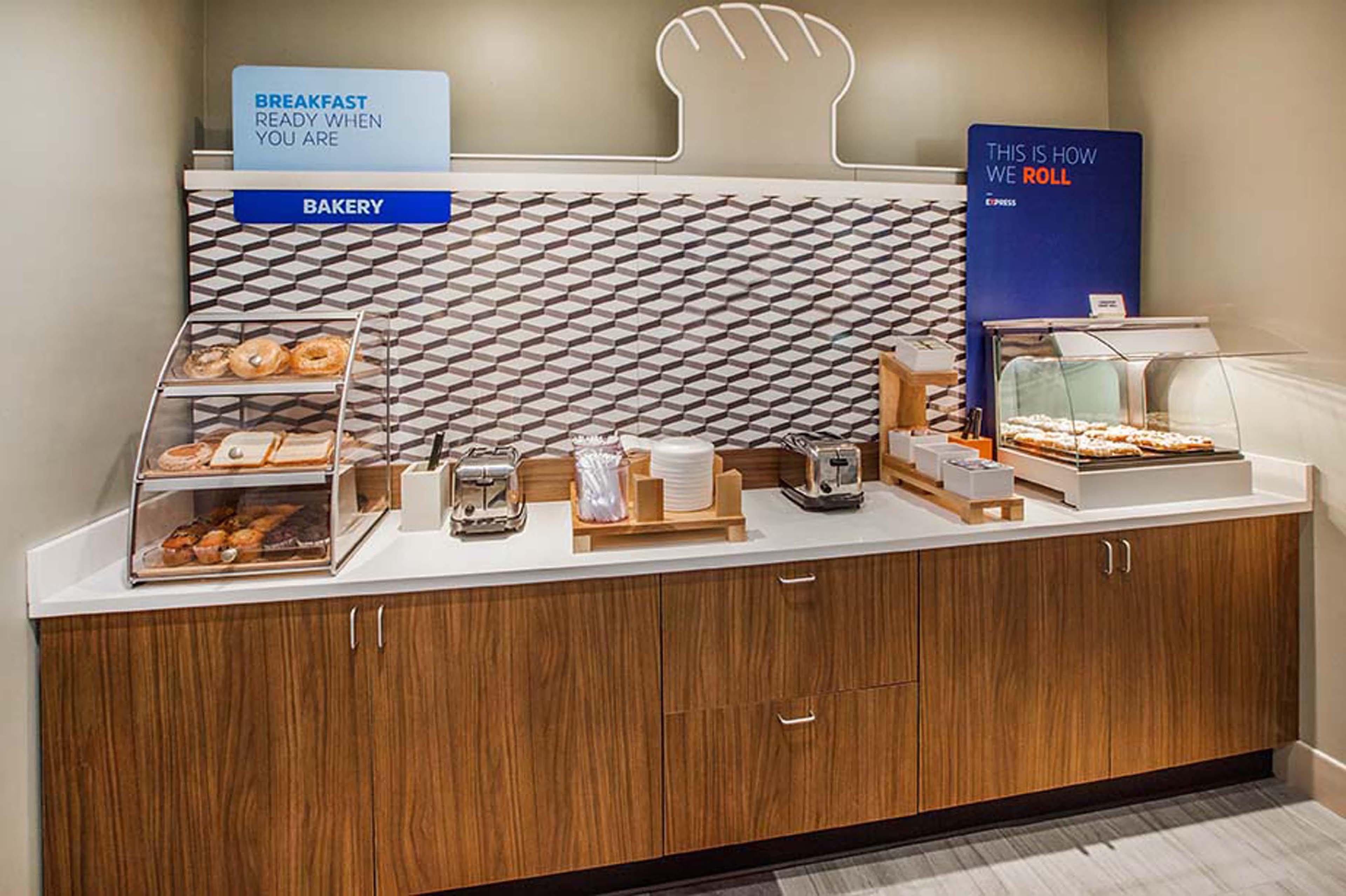 Holiday Inn Express & Suites Anaheim Resort Area By Ihg Ngoại thất bức ảnh