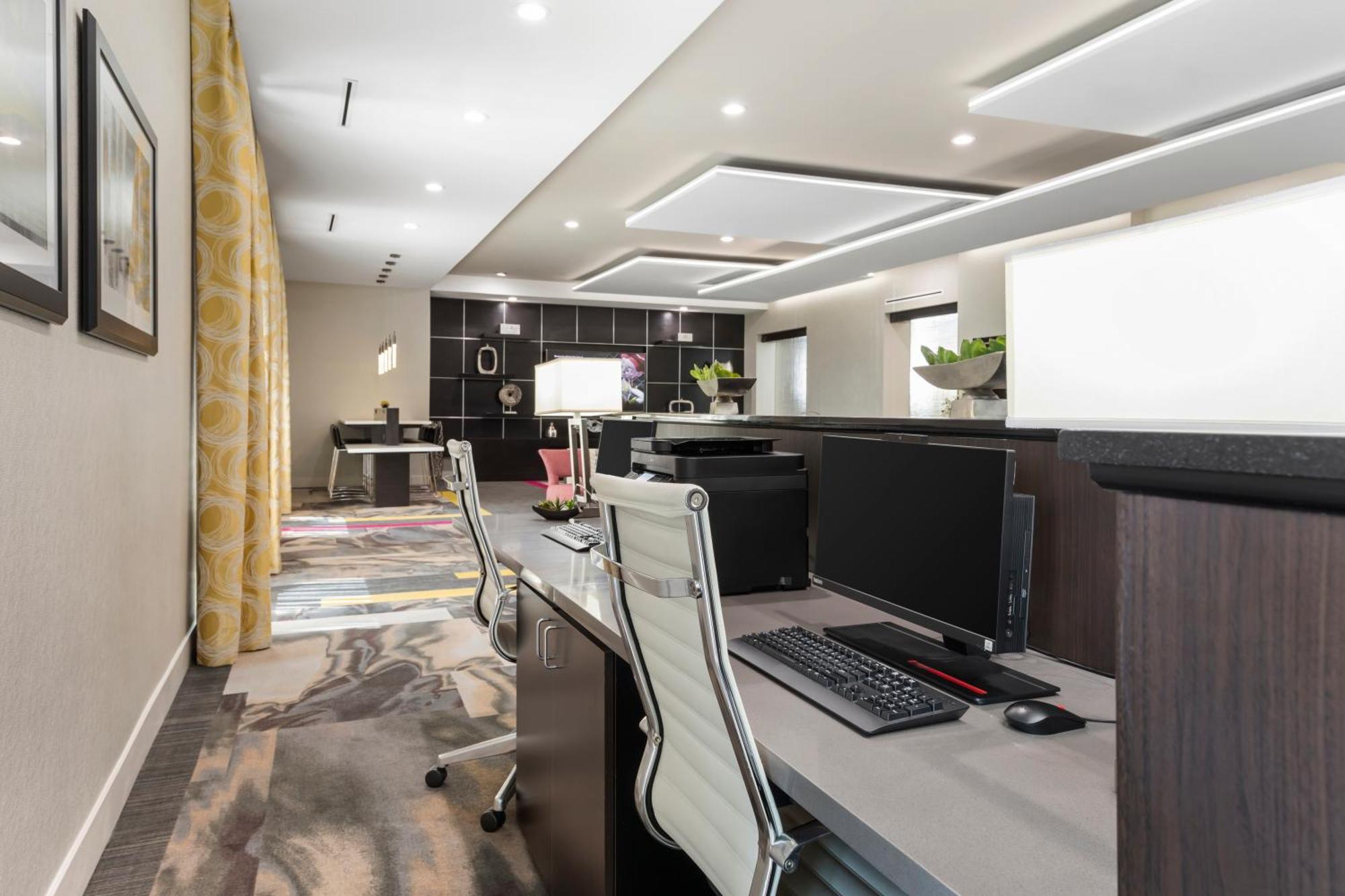 Holiday Inn Express & Suites Anaheim Resort Area By Ihg Ngoại thất bức ảnh